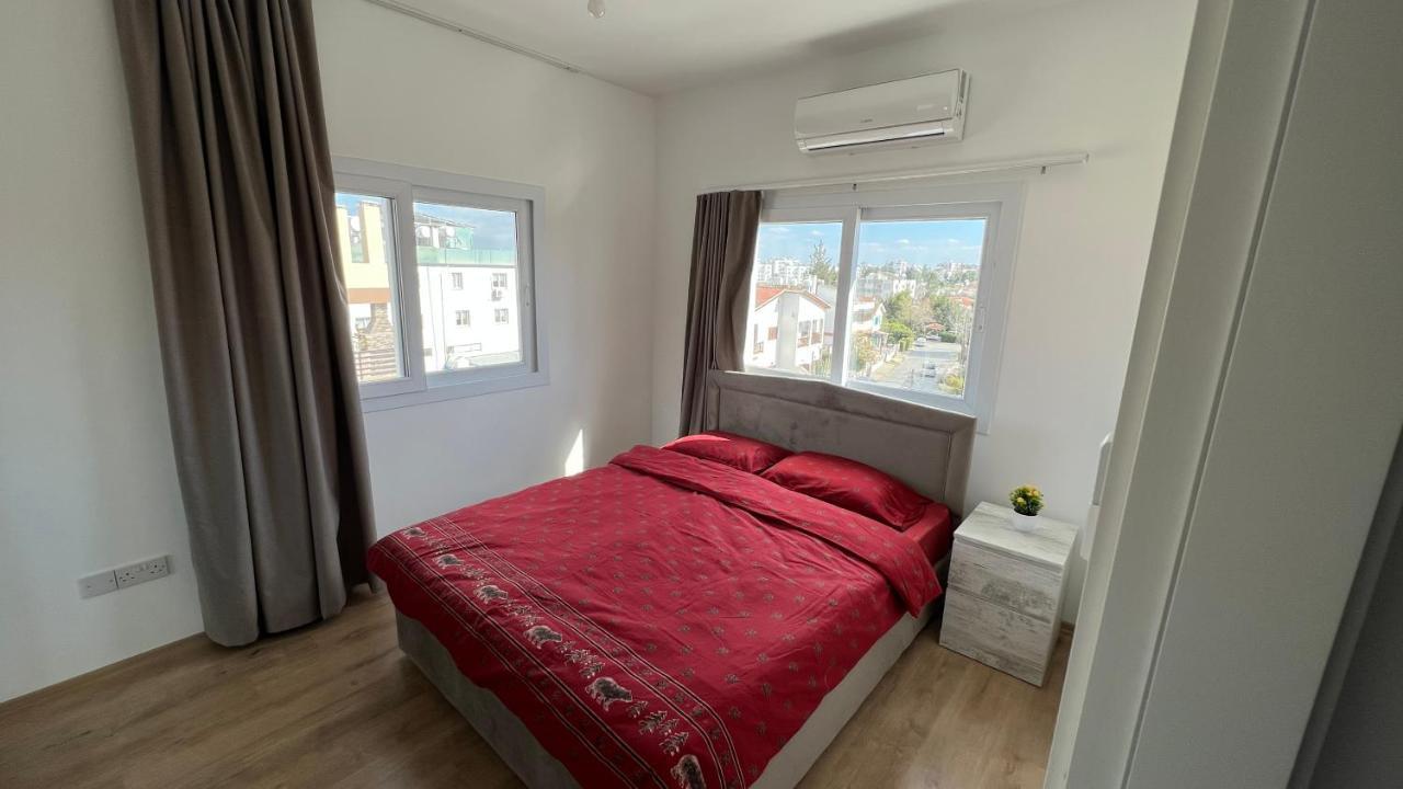 Tetris Apartment Spacious Comfortable Nicosia Eksteriør billede